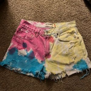 Levi tie dye “mom” shorts